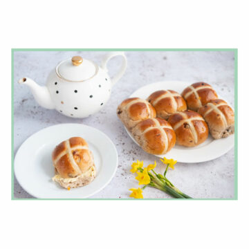Hobbs House Hot Cross Buns x 6