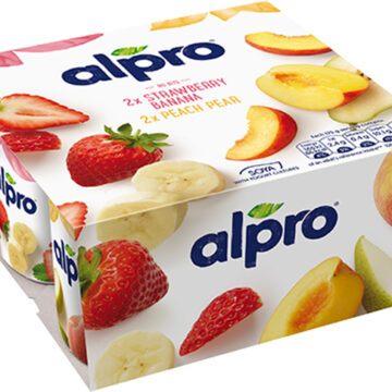 Alpro 2x Strawberry Banana & 2x Peach Pear Soya Yogurts