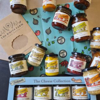 The White Farm Reusable Beeswax Cloth - *Free With Purchase of Any 3 Tracklements*
