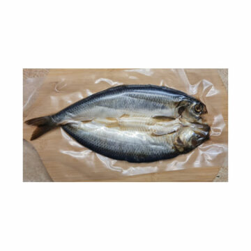 The Padstow Fish Co. Oak Smoked Whole Kipper on the Bone – 300g approx