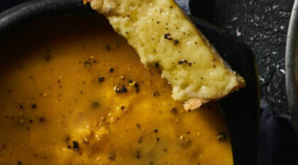 Yeo Valley Smooth Carrot Parsnip & Thyme Fresh Soup Organic